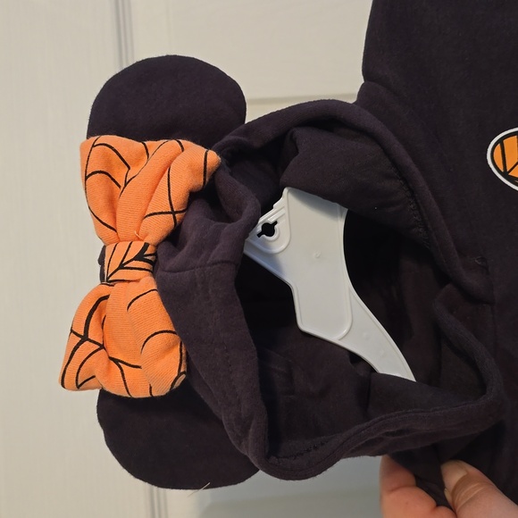 NWT Disney girls Halloween Minnie Mouse hoodie multiple sizes - Picture 2 of 2
